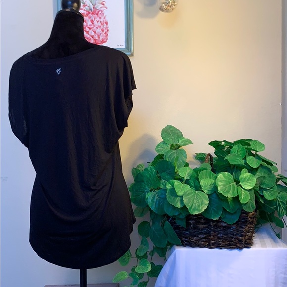 NWOT Betsey Johnson Performance Top - Picture 2 of 8